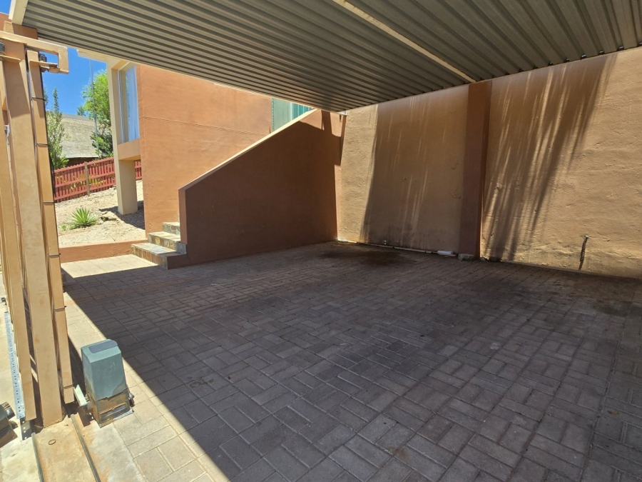 4 Bedroom Property for Sale in Keidebees Northern Cape